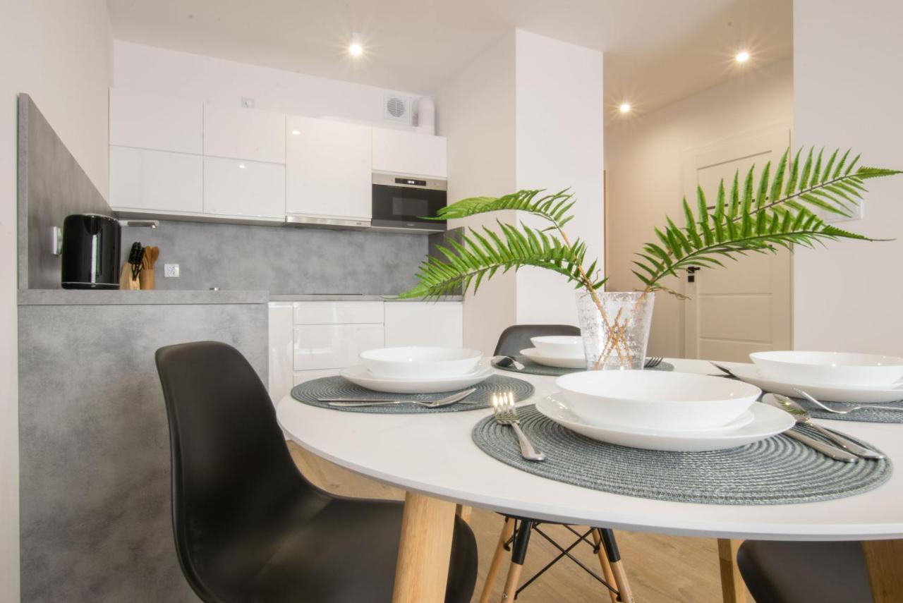 Apartament Perlowa Przystan Kolobrzeg Sienkiewicza Ngoại thất bức ảnh